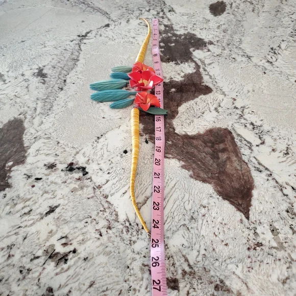 Bold Wooden Tropical Red Floral Necklace - Picture 4 of 9